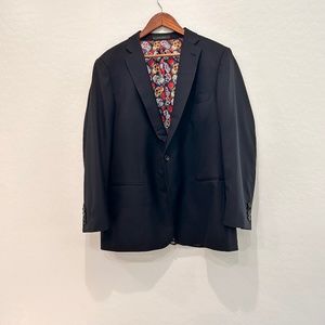 Indochino 100% Wool Blend Blazer skull  Lining Size 34with Pants Size 31 x 29